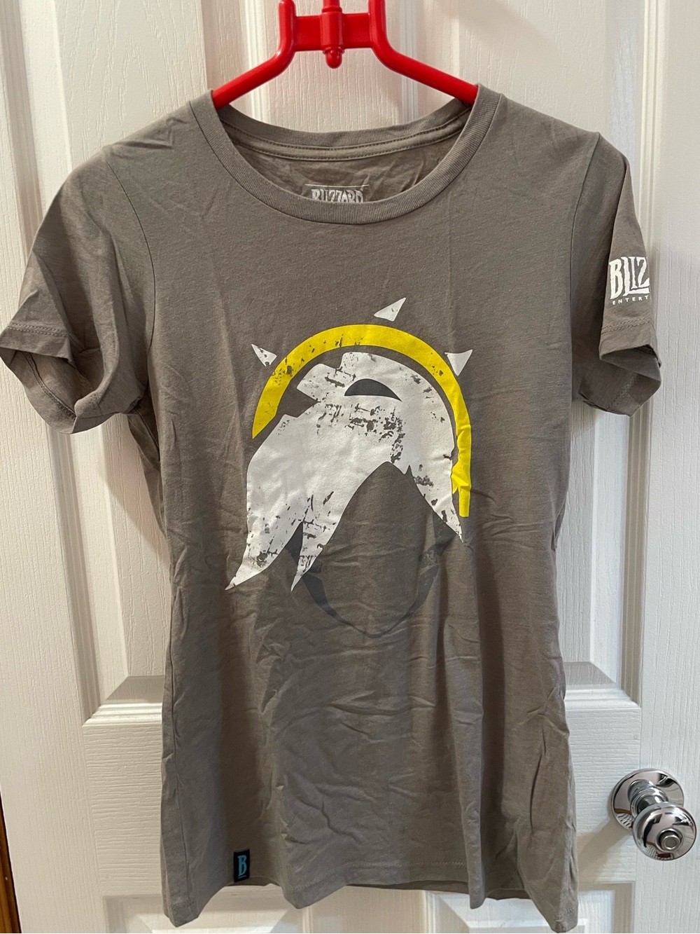 Blizzard - Mercy Overwatch print tee in grey
